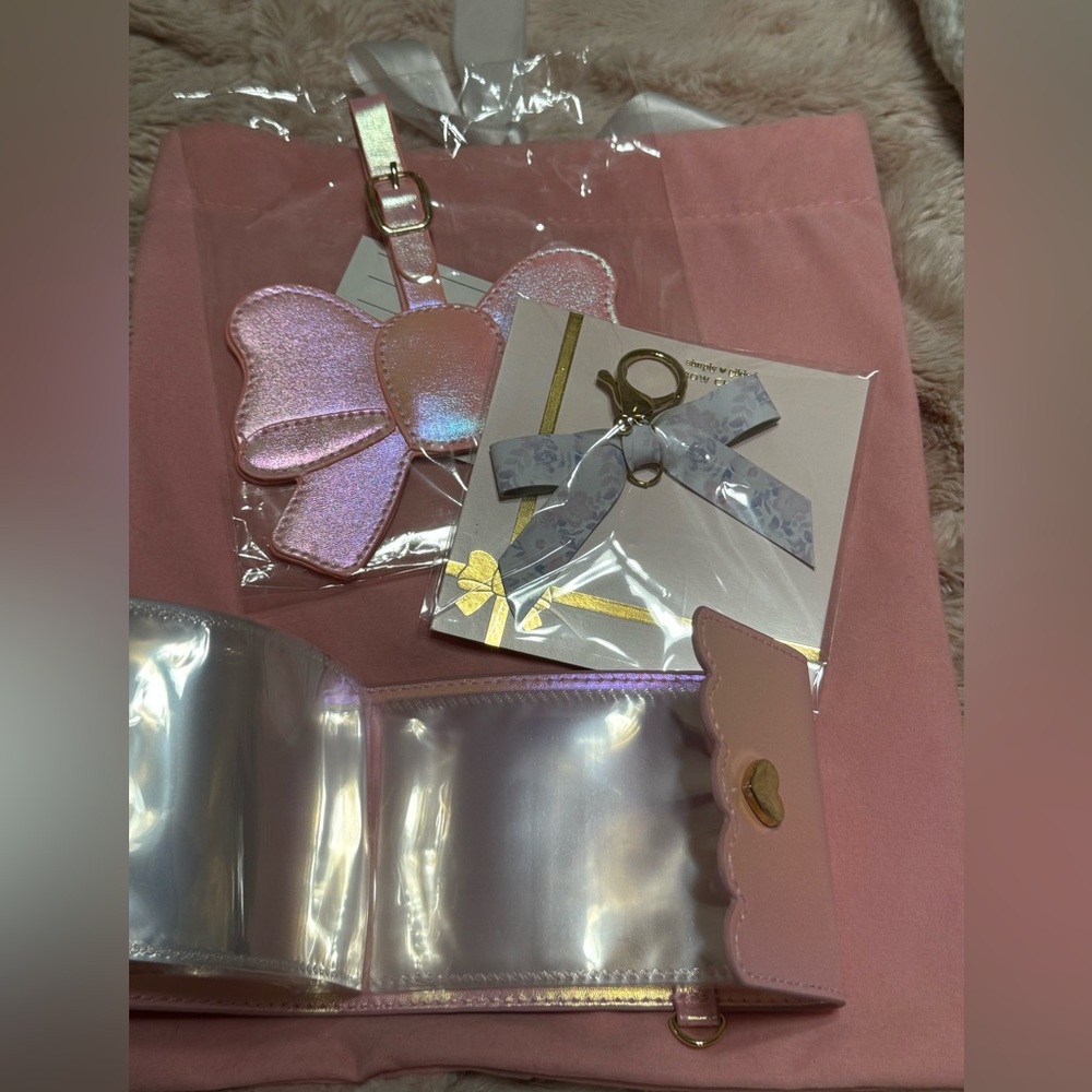 Iridescent picture or card holder Pink & Bow Keychains & cute bag - Picture 2 of 2